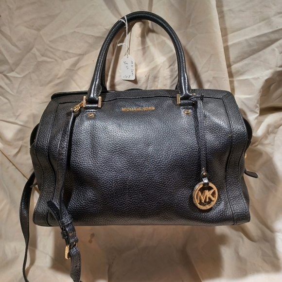 Michael Kors Handbags - Michael kors satchel